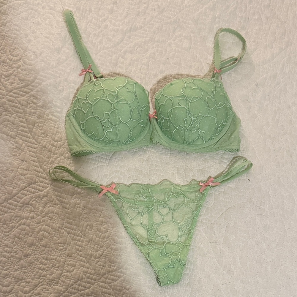 VS Lace Bra and Panty Set